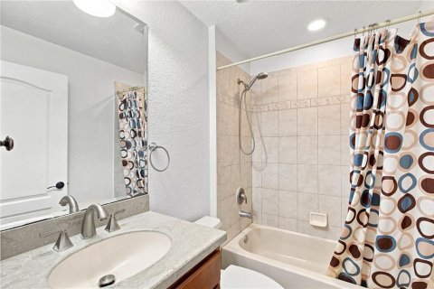 House in Port Charlotte, Florida 3 bedrooms, 175.03 sq.m. № 2322342 - photo 25