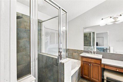 House in Port Charlotte, Florida 3 bedrooms, 175.03 sq.m. № 2322342 - photo 19