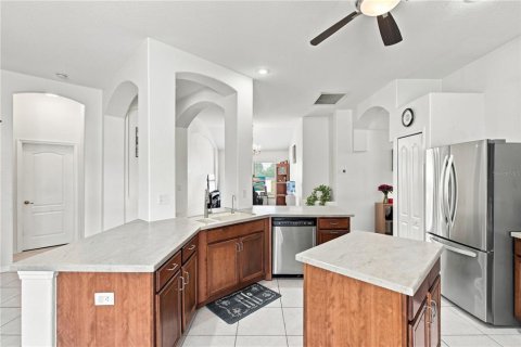 House in Port Charlotte, Florida 3 bedrooms, 175.03 sq.m. № 2322342 - photo 14