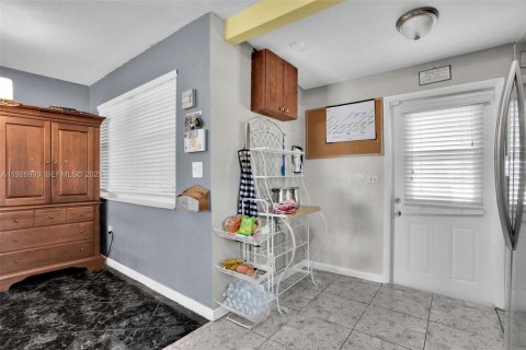 House in Miramar, Florida 2 bedrooms, 96.43 sq.m. № 1993499 - photo 19