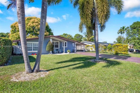 House in Miramar, Florida 2 bedrooms, 96.43 sq.m. № 1993499 - photo 4