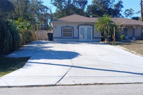 House in North Port, Florida 3 bedrooms, 166.48 sq.m. № 2104351