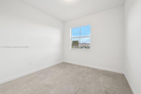 Townhouse in Homestead, Florida 4 bedrooms, 173.91 sq.m. № 1702306 - photo 22