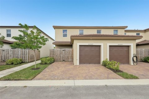 Townhouse in Homestead, Florida 4 bedrooms, 173.91 sq.m. № 1702306 - photo 27