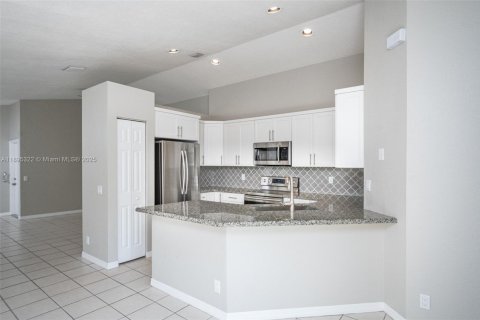 Casa en alquiler en Weston, Florida, 3 dormitorios, 125.14 m2 № 2012399 - foto 7