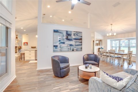 Casa en venta en Ocala, Florida, 3 dormitorios, 240.52 m2 № 1515090 - foto 9