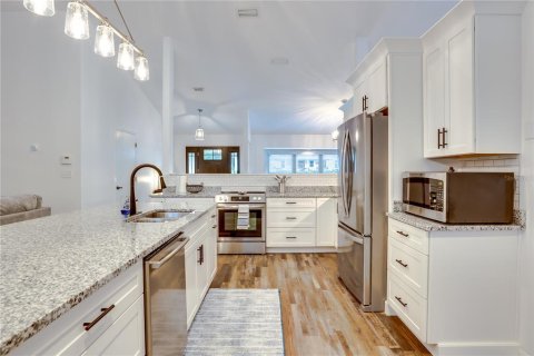 Casa en venta en Ocala, Florida, 3 dormitorios, 240.52 m2 № 1515090 - foto 17