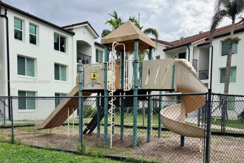 Снять в аренду кондоминиум в Бойнтон-Бич, Флорида 2 спальни, 93.65м2, № 1967256 - фото 25