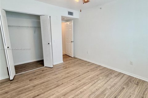 Снять в аренду кондоминиум в Бойнтон-Бич, Флорида 2 спальни, 93.65м2, № 1967256 - фото 20