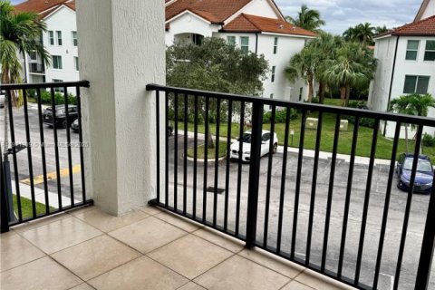 Снять в аренду кондоминиум в Бойнтон-Бич, Флорида 2 спальни, 93.65м2, № 1967256 - фото 23