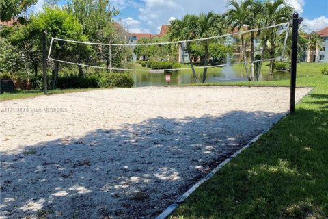 Снять в аренду кондоминиум в Бойнтон-Бич, Флорида 2 спальни, 93.65м2, № 1967256 - фото 27