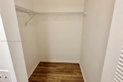 Снять в аренду кондоминиум в Бойнтон-Бич, Флорида 2 спальни, 93.65м2, № 1967256 - фото 17