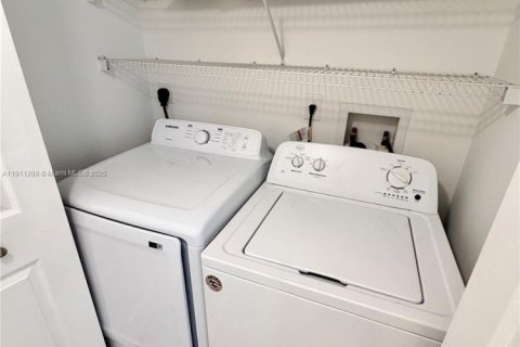 Снять в аренду кондоминиум в Бойнтон-Бич, Флорида 2 спальни, 93.65м2, № 1967256 - фото 22