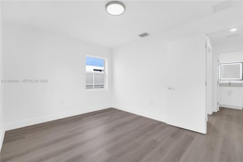 Villa ou maison à vendre à Miami Gardens, Floride: 3 chambres, 100.33 m2 № 2004733 - photo 11