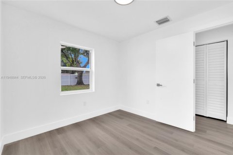 Villa ou maison à vendre à Miami Gardens, Floride: 3 chambres, 100.33 m2 № 2004733 - photo 22