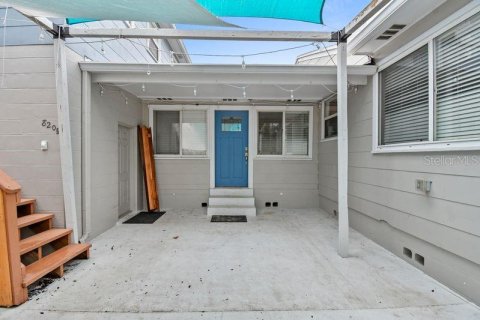 Casa en alquiler en Saint Petersburg, Florida, 2 dormitorios, 124.95 m2 № 1900841 - foto 4