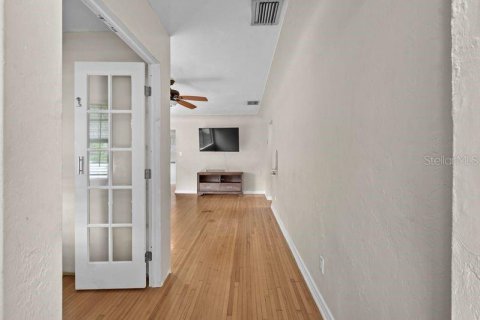 Casa en alquiler en Saint Petersburg, Florida, 2 dormitorios, 124.95 m2 № 1900841 - foto 20