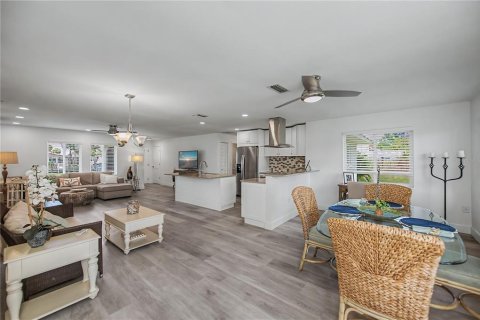 Casa en venta en Englewood, Florida, 2 dormitorios, 144.18 m2 № 2258293 - foto 23