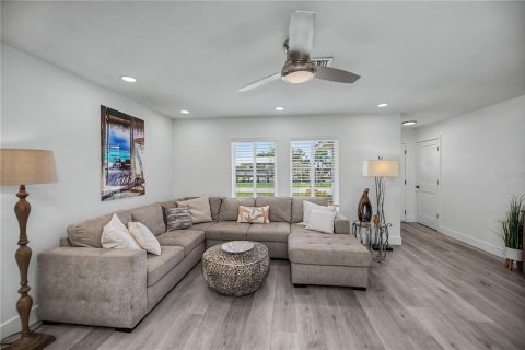 Casa en venta en Englewood, Florida, 2 dormitorios, 144.18 m2 № 2258293 - foto 16
