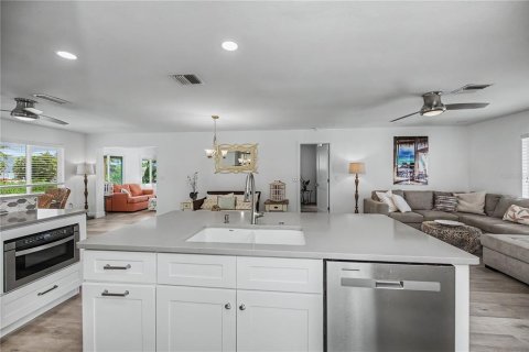 Casa en venta en Englewood, Florida, 2 dormitorios, 144.18 m2 № 2258293 - foto 14