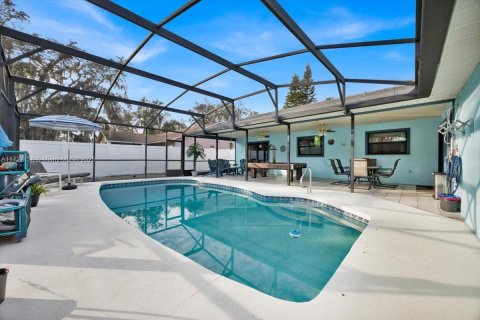 Casa en venta en Kissimmee, Florida, 3 dormitorios № 1710952 - foto 25