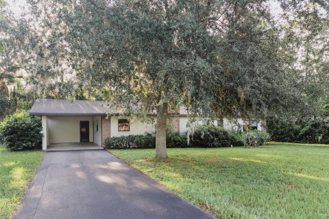 House in Bushnell, Florida 2 bedrooms, 128.02 sq.m. № 2225871