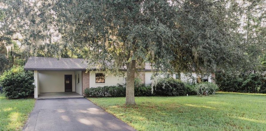 House in Bushnell, Florida 2 bedrooms, 128.02 sq.m. № 2225871