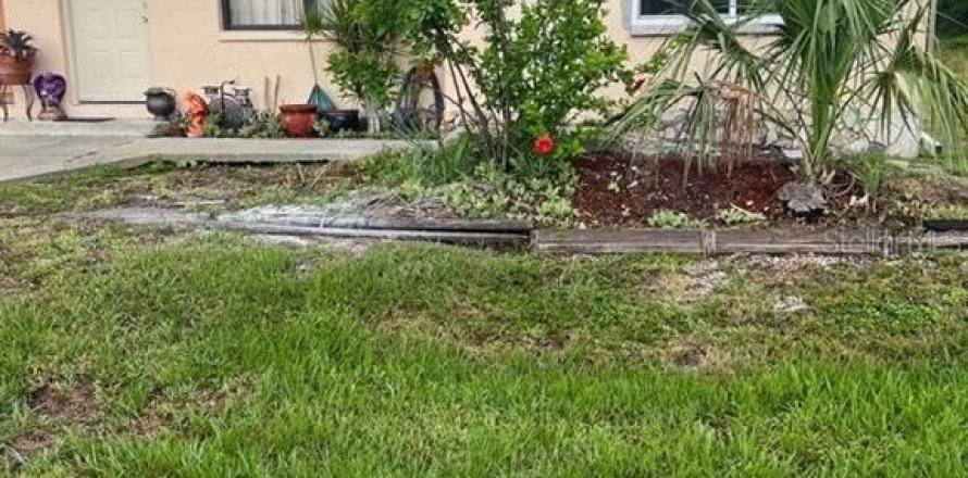 Appartement à Rotonda, Floride 2 chambres, 76.64 m2 № 1834862