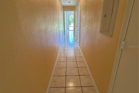 Apartamento en alquiler en Rotonda, Florida, 2 dormitorios, 76.64 m2 № 1834862 - foto 6