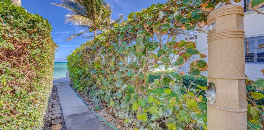 Condo in Tequesta, Florida, 3 bedrooms  № 950170