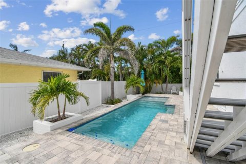 Villa ou maison à vendre à Belleair Beach, Floride: 3 chambres, 178.09 m2 № 1904233 - photo 15