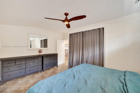 Villa ou maison à vendre à Fort Lauderdale, Floride: 2 chambres, 102.38 m2 № 1945041 - photo 11