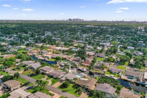 Villa ou maison à vendre à Fort Lauderdale, Floride: 2 chambres, 102.38 m2 № 1945041 - photo 28