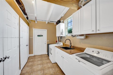 Villa ou maison à vendre à Fort Lauderdale, Floride: 2 chambres, 102.38 m2 № 1945041 - photo 18
