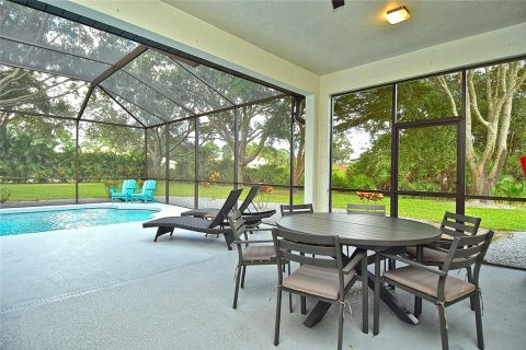 House in Sarasota, Florida 4 bedrooms, 277.03 sq.m. № 2411607 - photo 27