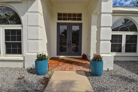 House in Sarasota, Florida 4 bedrooms, 277.03 sq.m. № 2411607 - photo 4
