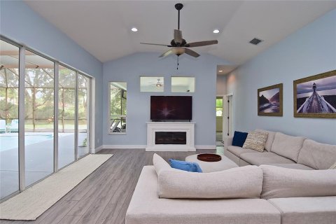 House in Sarasota, Florida 4 bedrooms, 277.03 sq.m. № 2411607 - photo 12