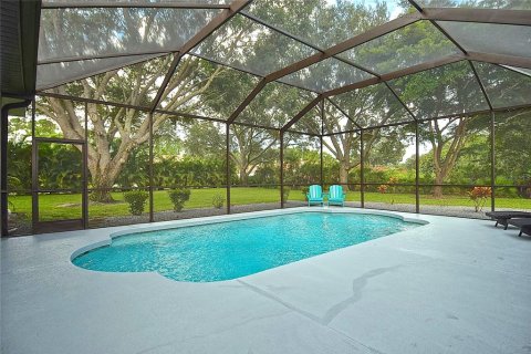 House in Sarasota, Florida 4 bedrooms, 277.03 sq.m. № 2411607 - photo 29