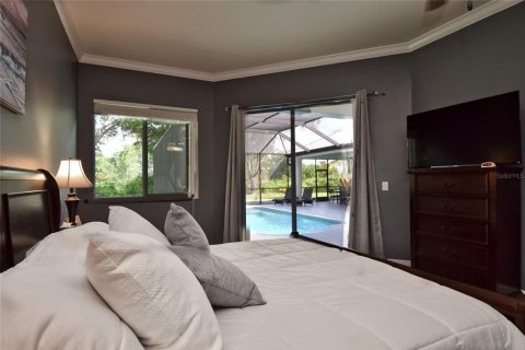 House in Sarasota, Florida 4 bedrooms, 277.03 sq.m. № 2411607 - photo 15