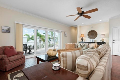 Casa en venta en Holmes Beach, Florida, 3 dormitorios, 202.9 m2 № 1725227 - foto 16