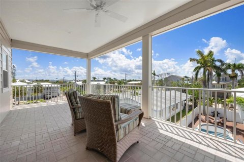 Casa en venta en Holmes Beach, Florida, 3 dormitorios, 202.9 m2 № 1725227 - foto 27