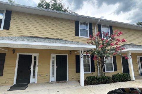 Condo in Gainesville, Florida, 2 bedrooms  № 1832897 - photo 1
