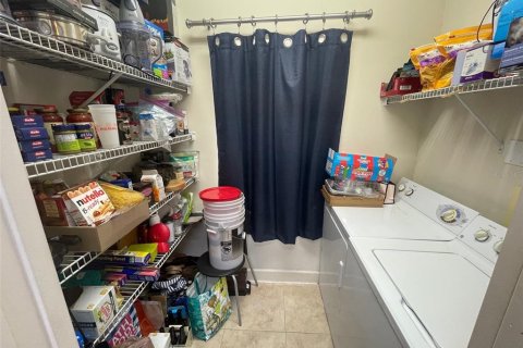 Condo in Gainesville, Florida, 2 bedrooms  № 1832897 - photo 9