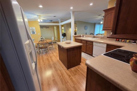 Apartment in Dade City, Florida 3 bedrooms, 133.78 sq.m. № 1916718 - photo 5