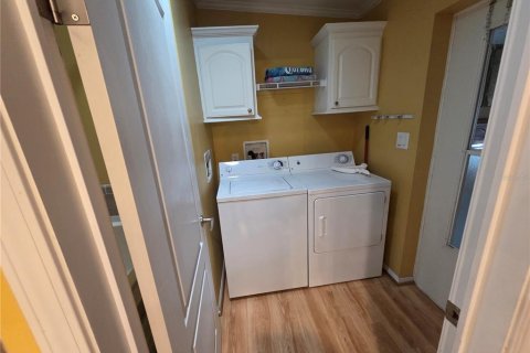 Apartment in Dade City, Florida 3 bedrooms, 133.78 sq.m. № 1916718 - photo 8