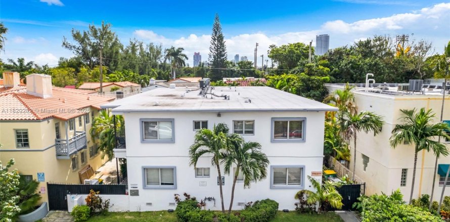 Condo à Miami Beach, Floride, 2 chambres № 1779621