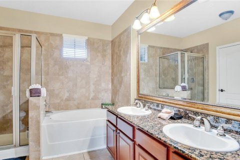 Condominio en venta en Davenport, Florida, 3 dormitorios, 113.06 m2 № 1552627 - foto 11