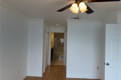 Duplex in Tampa, Florida 3 bedrooms, 124.02 sq.m. № 2167434 - photo 22
