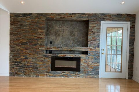 Duplex in Tampa, Florida 3 bedrooms, 124.02 sq.m. № 2167434 - photo 18