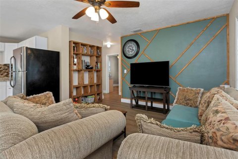 Casa en venta en Clearwater, Florida, 3 dormitorios, 119.29 m2 № 1919849 - foto 5
